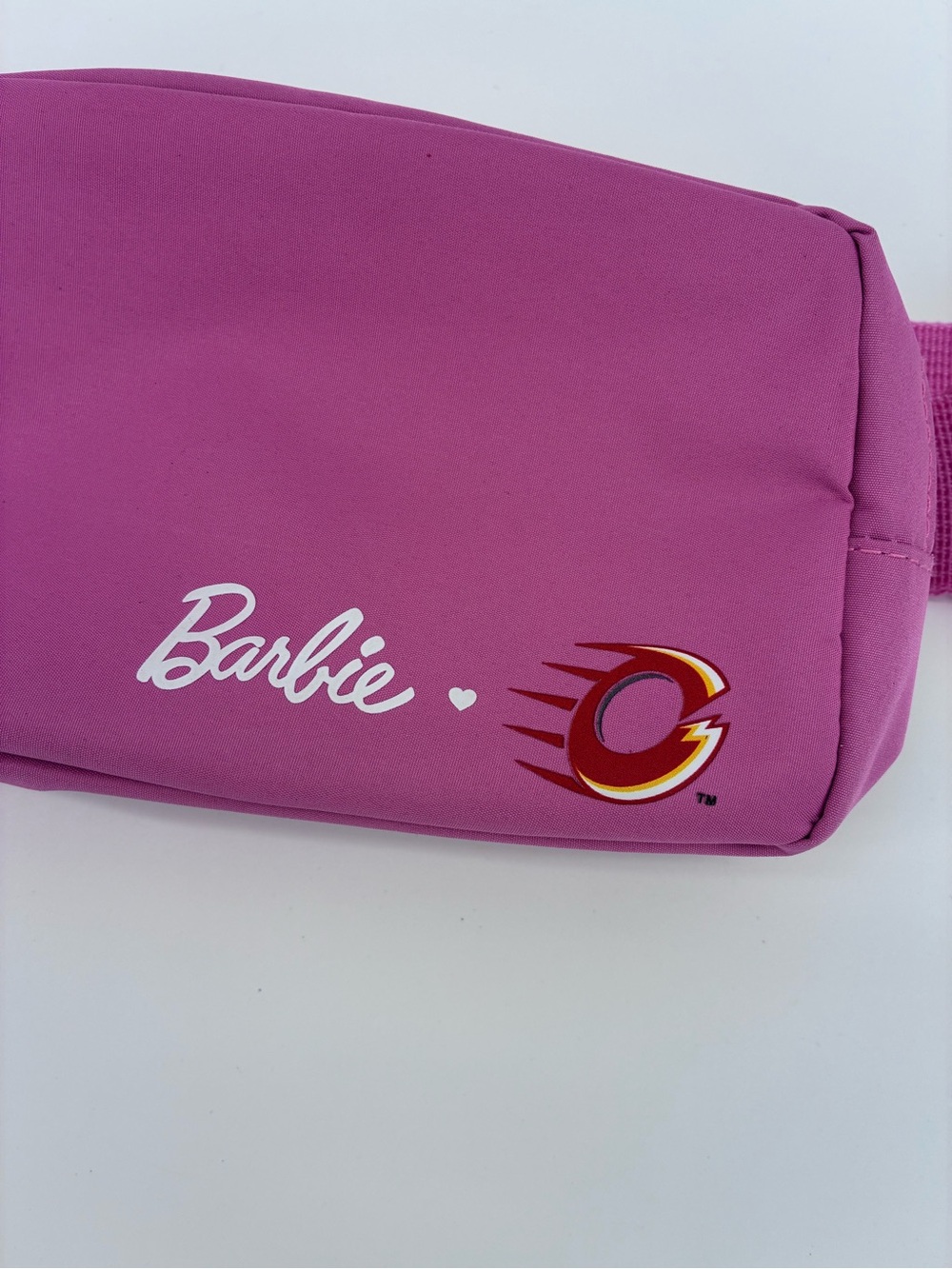 Barbie Ottawa Charge Bag - Picture 2 of 5